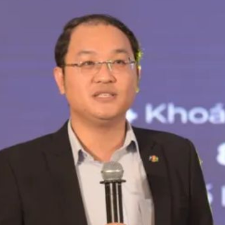 CEO Kim Bình