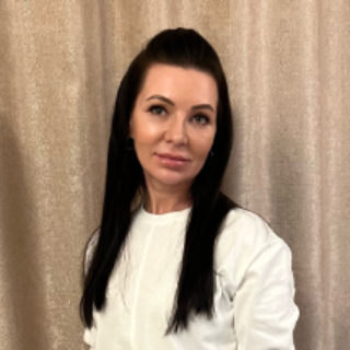 Елена Столбова