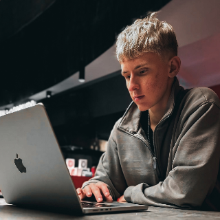 Александр Ермаков