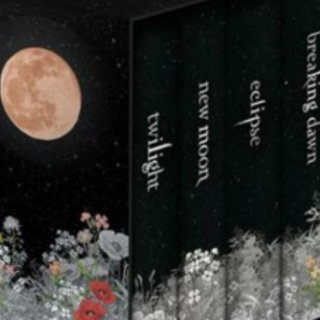 Get Book New Moon: Deluxe Collector’s Ed