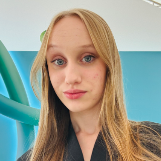 Анна (@anya_designit)