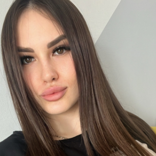 Полина