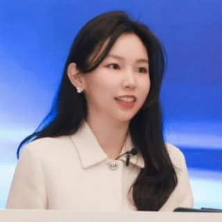 CEO Thuỳ Dung 789P