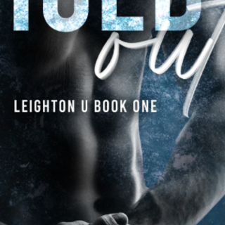 Read Free Book Iced Out (Leighton U #1) 