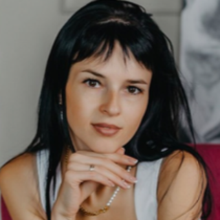 Александра Дюмина