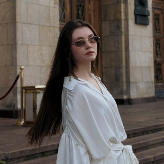 Александра