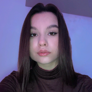 Анастасия Леонова